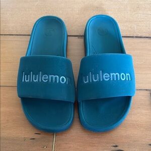 Lululemon Women’s Restfeel Storm Teal Slides Size 8